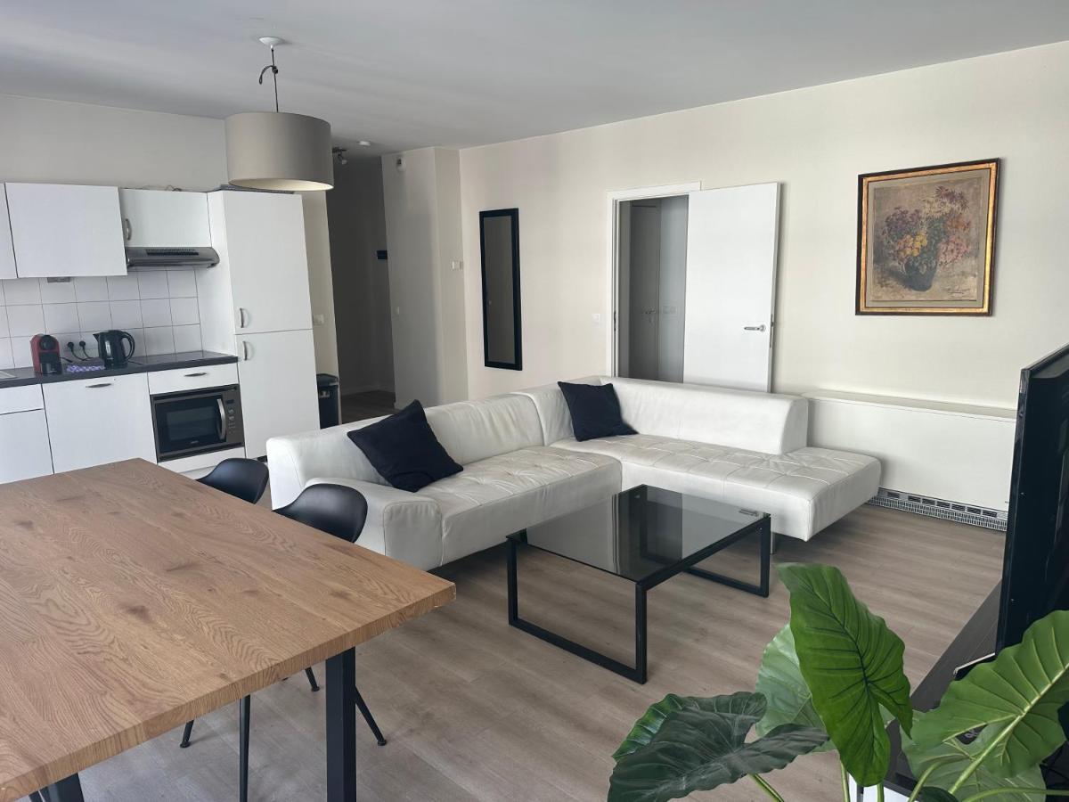 3 Bedroom Apartment In City Center With Balcony View Bruxelles Eksteriør billede