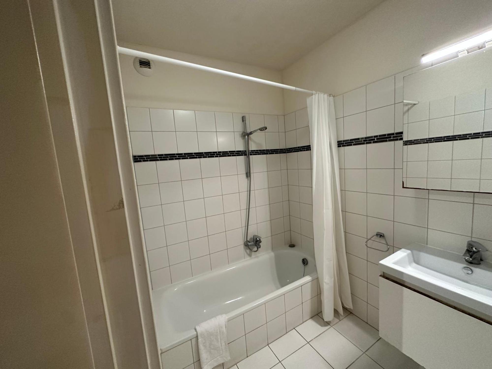 3 Bedroom Apartment In City Center With Balcony View Bruxelles Eksteriør billede